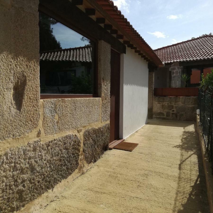 Casa Na Quinta De Valinhas Apartment Vitorino dos Piães Екстериор снимка